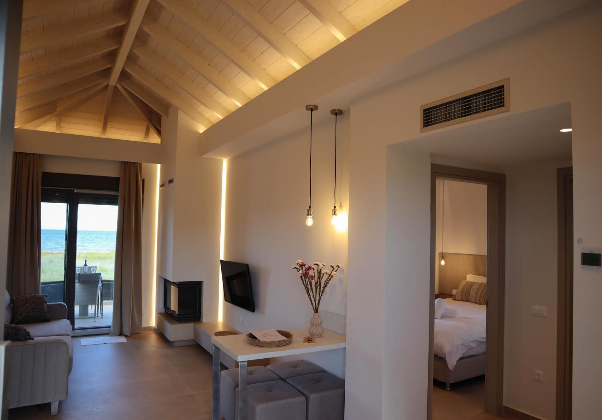 Almyres Luxurious Residences Miloi  Luaran gambar