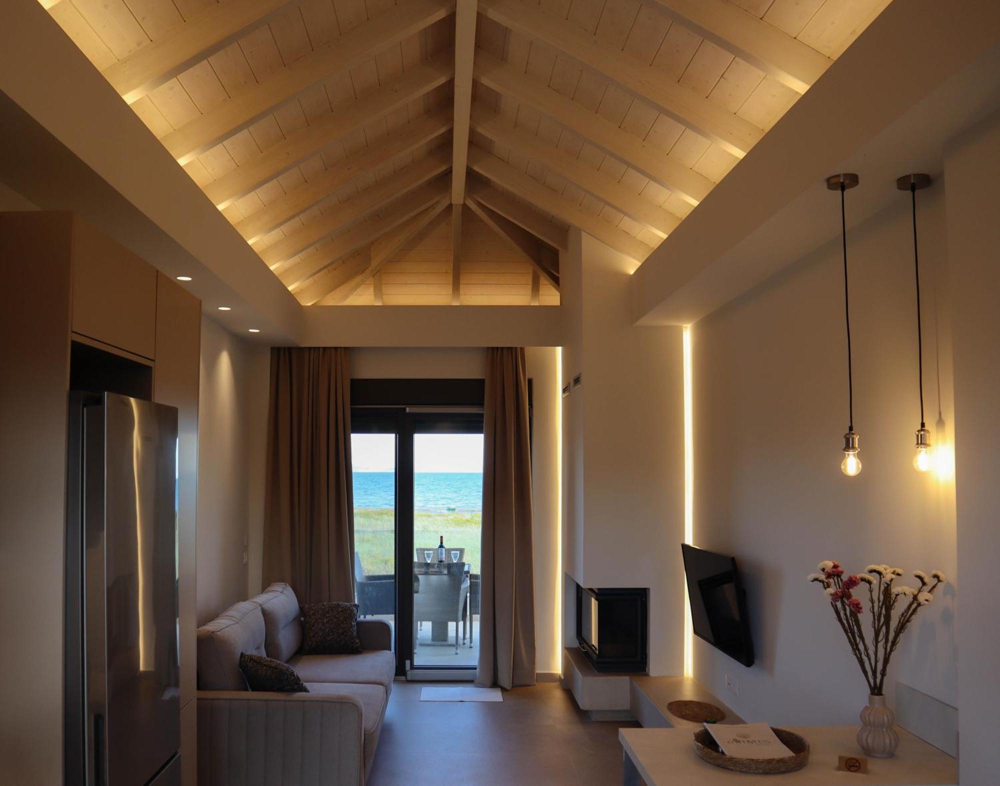 Almyres Luxurious Residences Miloi  Luaran gambar